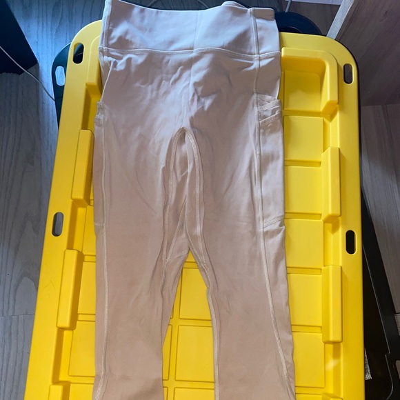 Nude Fabletics leggings size medium - Picture 3 of 5